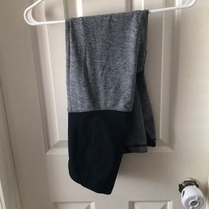 Ingrid and Isabel maternity Capri